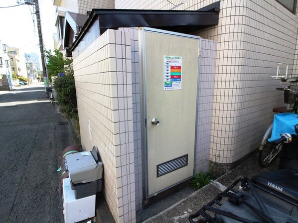 陣屋ハイツ（４０３）の物件外観写真